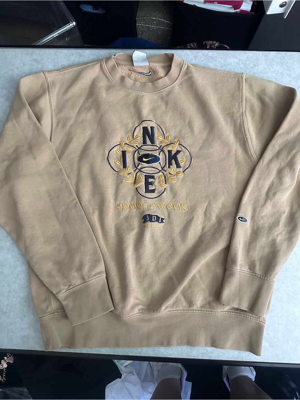 Nike Men’s Tan Crewneck Sweatshirt with Embroidered Logo